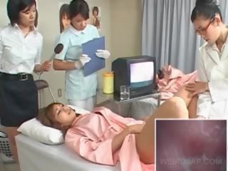 Japońskie pacjent dostaje włochate krocze checked w the lekarze