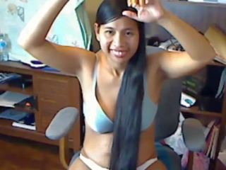 Delicioso longo cabeludo asiática striptease e hairplay: hd porcas clipe da