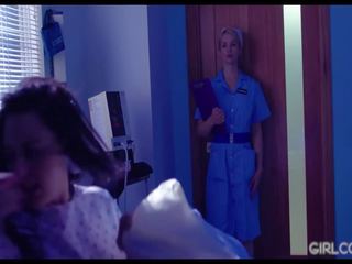 Girlcore lésbica enfermeiras dar jovem grávida paciente completo vaginal