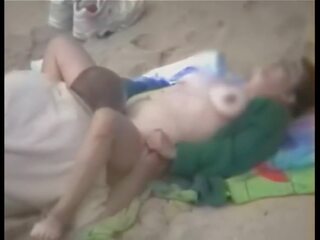 Hårete bbw onanering på den strand, gratis kjønn klipp ed