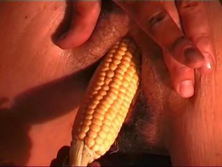 Ne zvuk: diloed podle corn