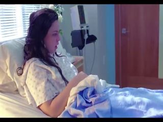 Girlcore lésbica enfermeiras dar jovem grávida paciente completo vaginal exame