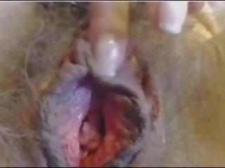 Μαλλιαρό πόρνη δείχνει μεγάλος κρέας τρύπες επί σπέρμα, σεξ ec