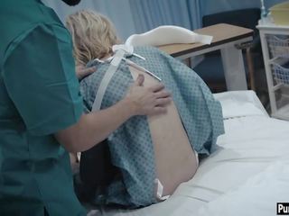 Paciente jovem grávida bateu por um perverter md shortly depois um visita